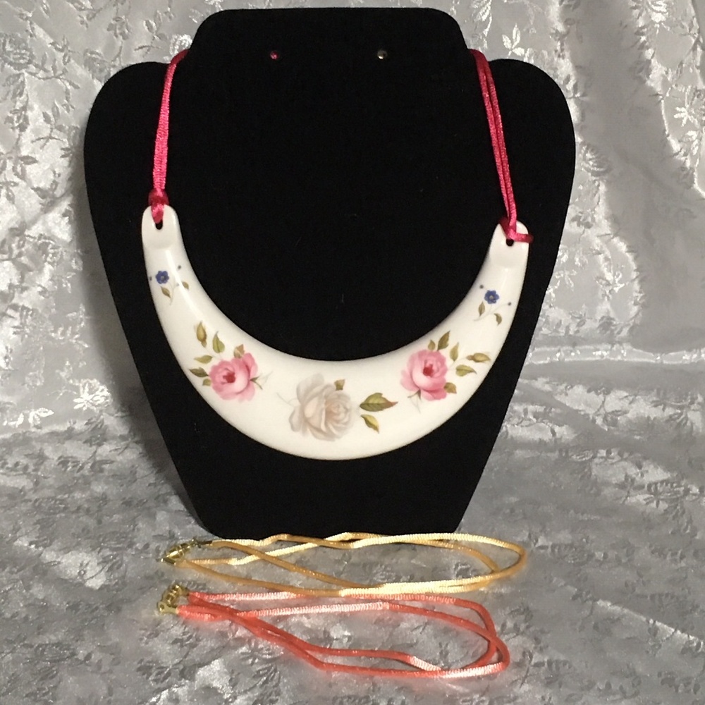 Royal Worcester Fine Bone China 51 Necklace